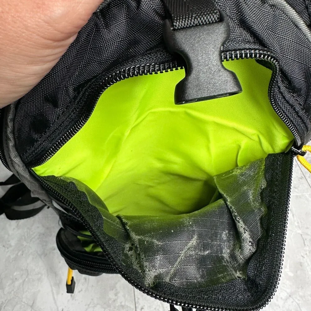 Camelbak M.U.L.E. MULE Hydration Pack Backpack